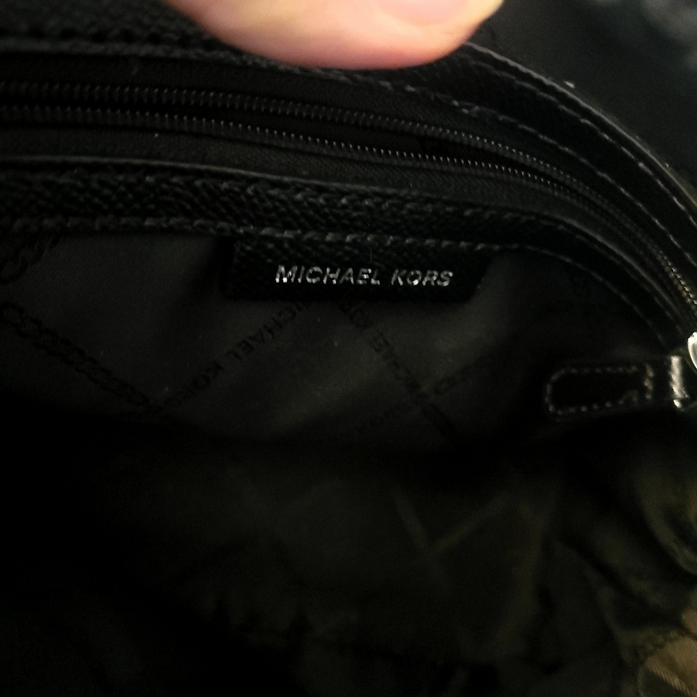 Micheal Kors Crossbody bag - Picture 2 of 4